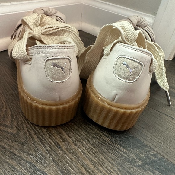 PUMA x FENTY Rihanna Oatmeal Leather Bow Creeper Tie Up Sandals - Picture 5 of 11
